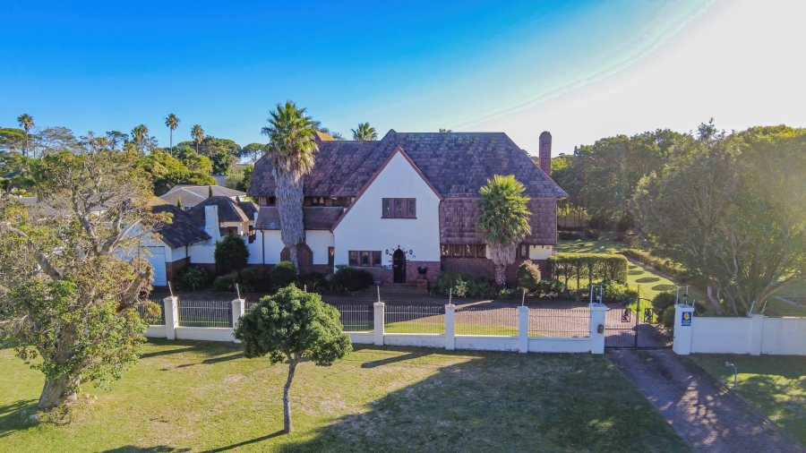 4 Bedroom Property for Sale in Walmer Eastern Cape